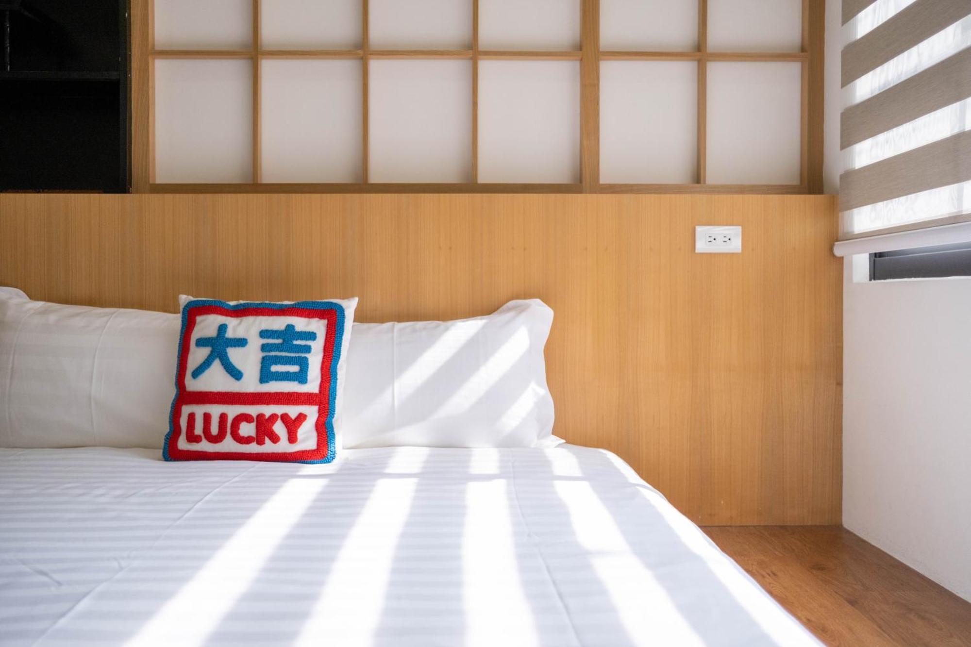 Raito Hostel來多旅宿台南民宿 Exteriör bild