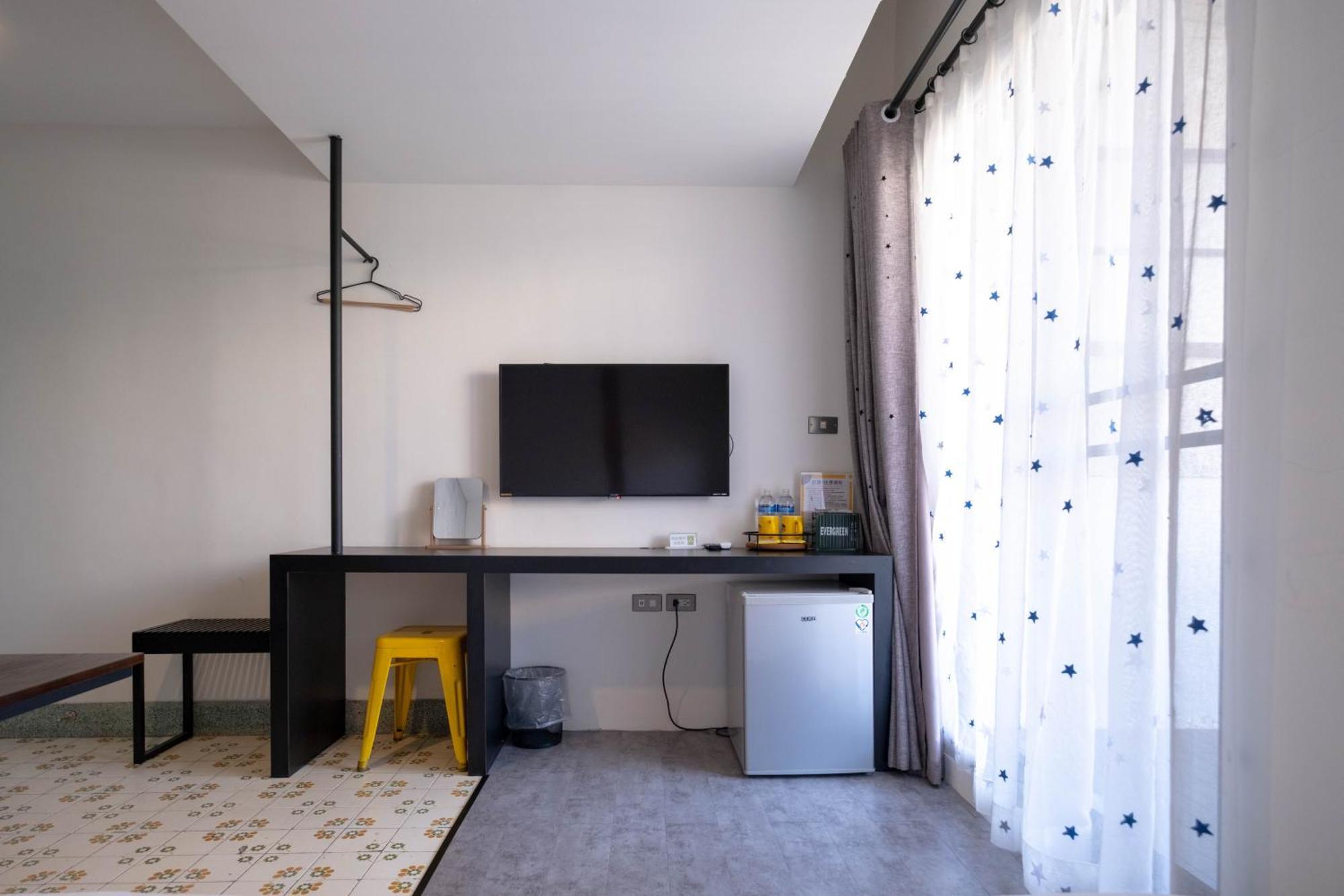 Raito Hostel來多旅宿台南民宿 Exteriör bild