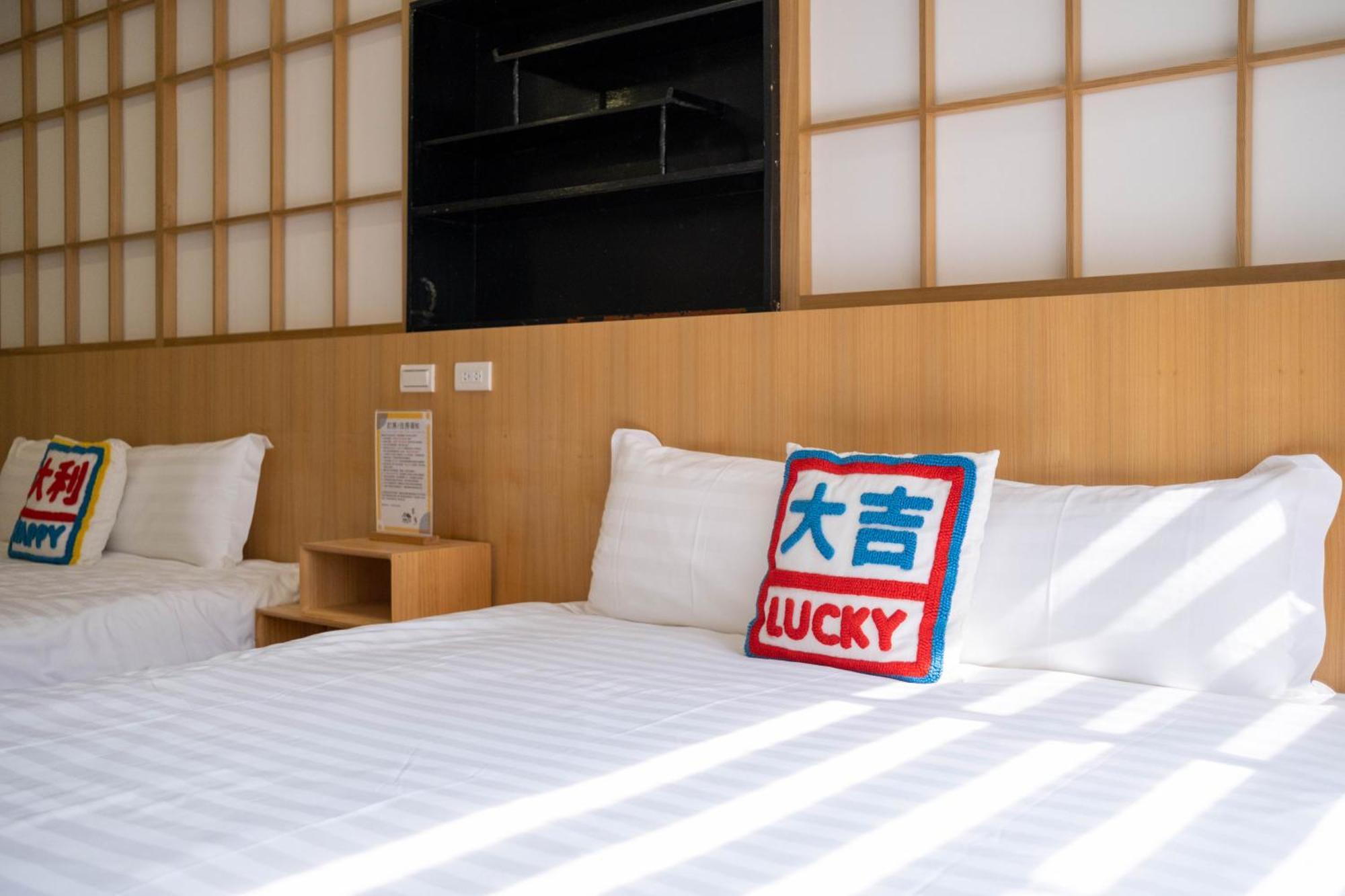 Raito Hostel來多旅宿台南民宿 Exteriör bild