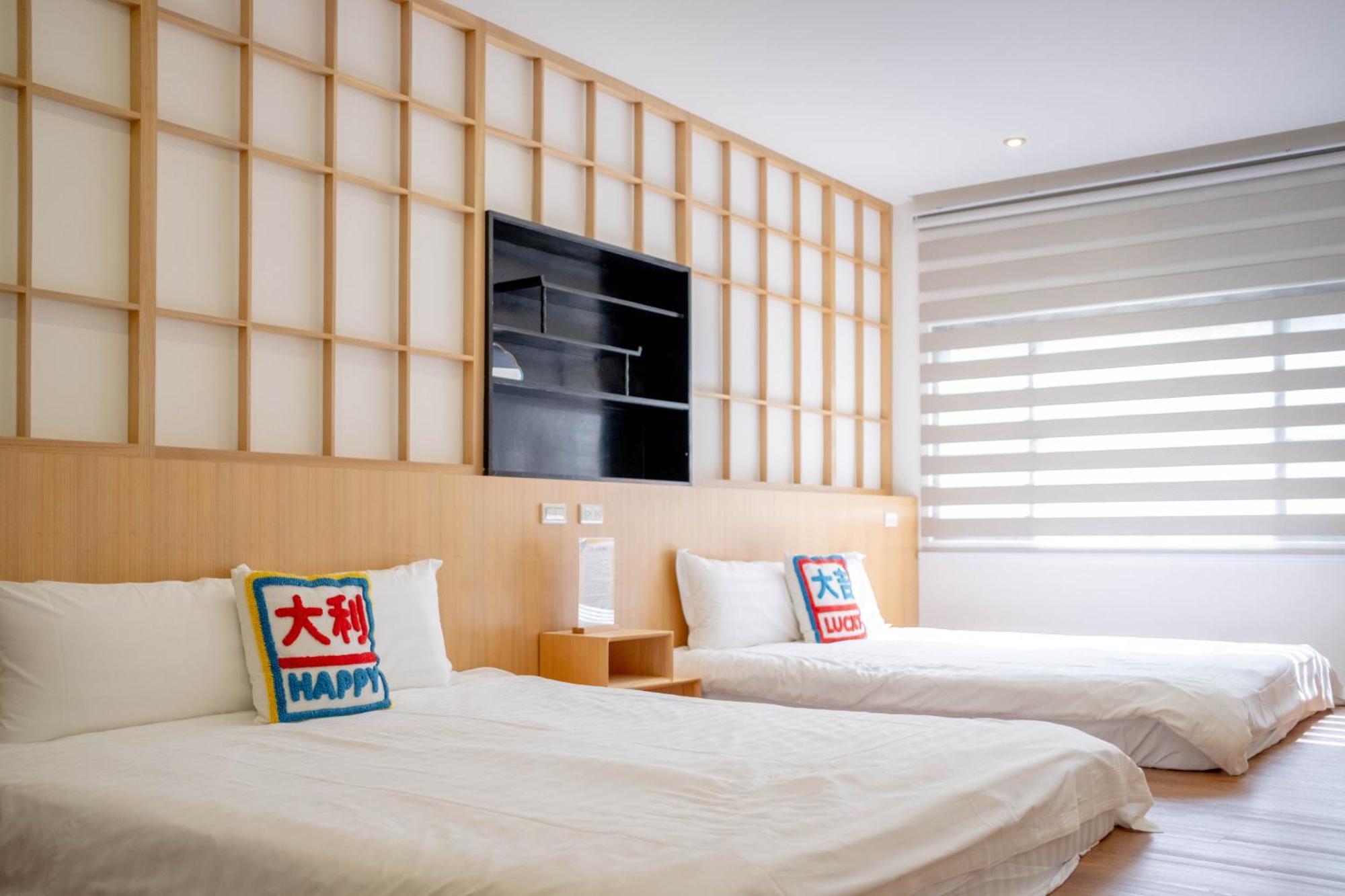 Raito Hostel來多旅宿台南民宿 Exteriör bild